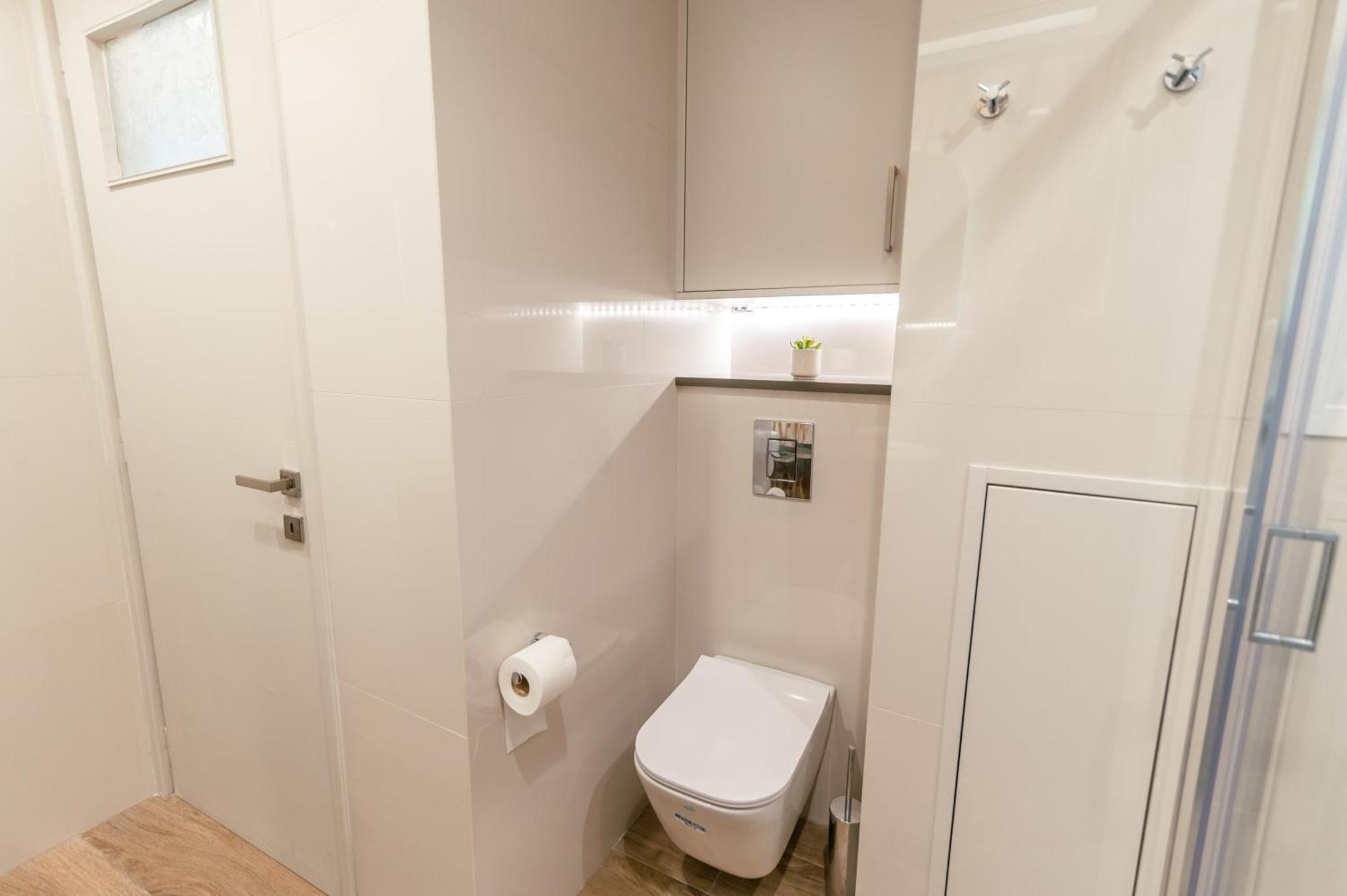 Brand New Elegant Suite Platánion Екстериор снимка